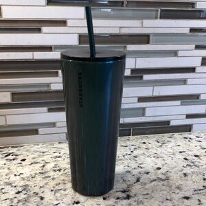 Brand New Starbucks Midnight Green Sparkle Tumbler with Straw